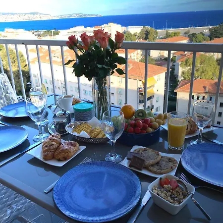 Panoramic Sea View - Air-conditioning - Balcony - Tramway - 2 Bedrooms - Wifi - Fully Equipped Kitchen Nizza